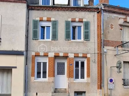 maison de ville de 81 m² à nogent-sur-vernisson