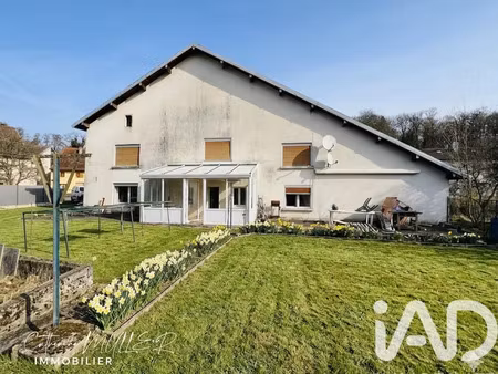maison traditionnelle à trémoins (70400)