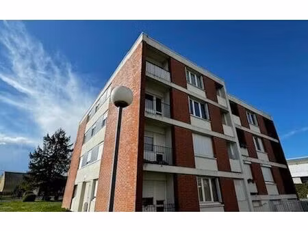 location appartement  m² t-4 à pithiviers  750 €