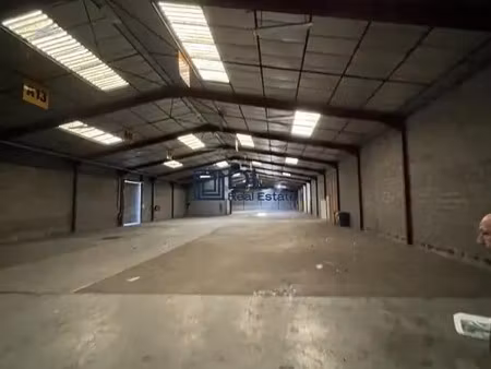 location entrepôt thiverval grignon 78850 2000m² à 8900m²
