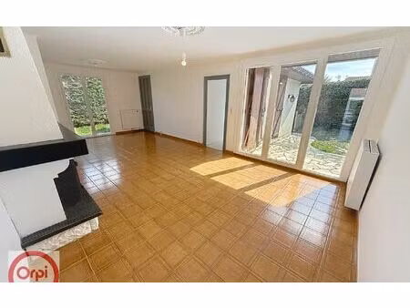 location maison  m² t-5 à pau  1 100 €