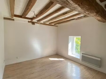 appartement t2 – 29 68 m² – 1er étage – goussonville