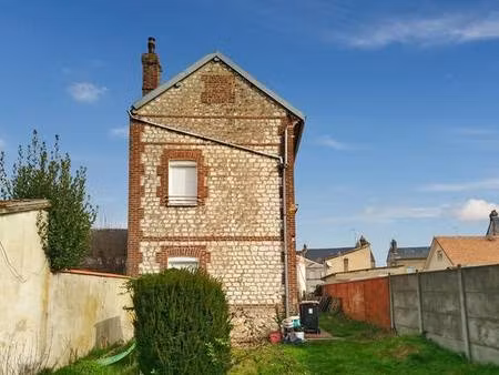 ? maison individuelle ancienne rénovée – 80m2 - centre ville