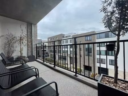 uccle-callevoet - appartement 1 ch + terrasse + parking
