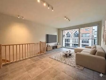 appartement duplex unique de 3 chambres à louer à knokke