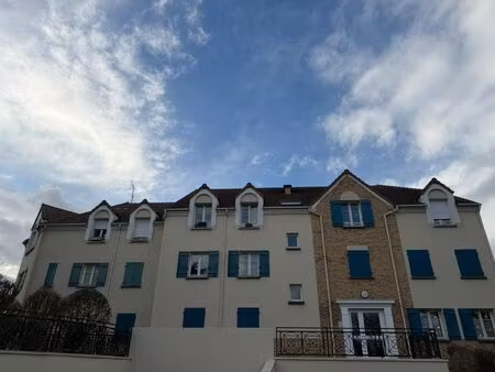 a louer - appartement 3 pièces - 64 m² - carrières-sous-poiss