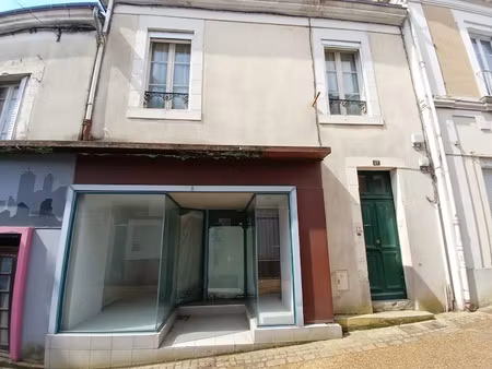 vente maison 3 pièces 136 m² à nogent-sur-loir (72500)  55 000 €