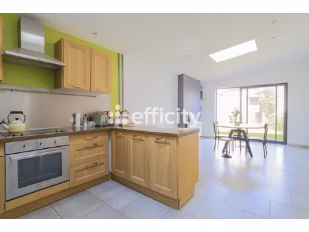 maison 3 pièces - 94 m²