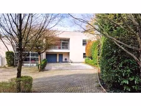 loft lumineux 170 m² + garage. auderghem  calme  verdoyant