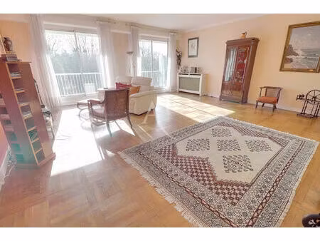 appartement le mesnil le roi 4 pièce(s) 122.75 m2