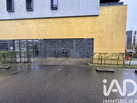vente parking/garage/box 13 m²