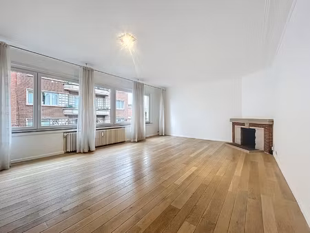 appartement te huur in elsene met 2 slaapkamers