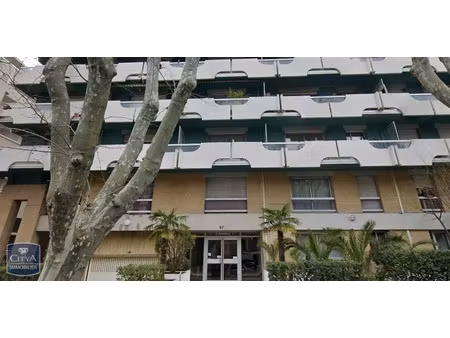 parking à louer 9 m² - marseille 6e arrondissement (13006) - 139€