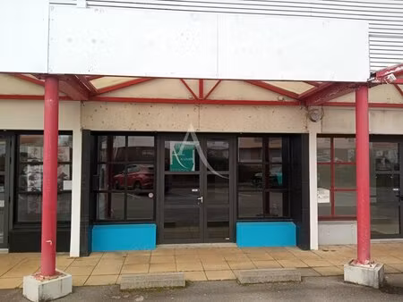 à louer local commercial 220 m² – 1 533 € |challans