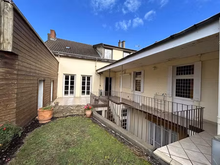 vente maison 9 pièces 137.1 m² à commentry (03600)  109 000 €