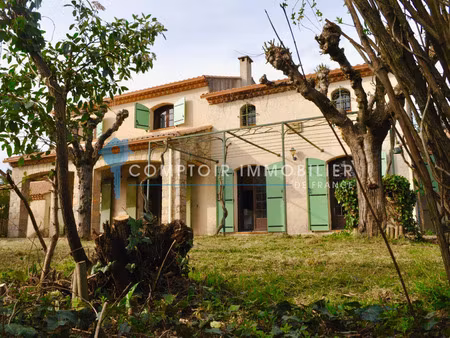 villa de standing à saint-martin-de-londres