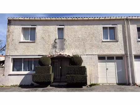 vente maison 6 pièces 126 m² à aussillon (81200)  145 000 €