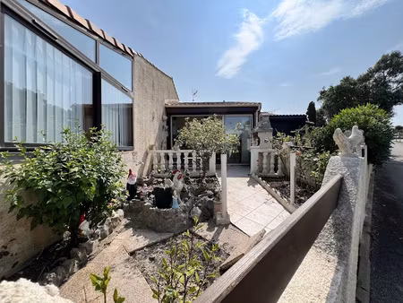 pavillon vue sur mer et étangs