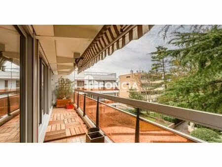 sceaux-marie curie-balcons-box-proche centre ville