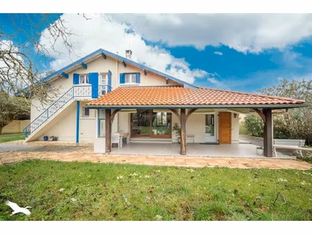 vente maison 5 pièces 144 m² à ygos-saint-saturnin (40110)  220 000 €