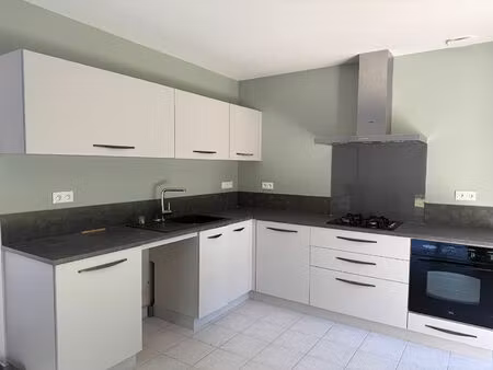 location maison 4 pièces 79m²