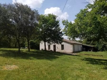 vente maison 4 pièces 190 m² montguyon (17270)