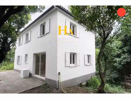 vente maison 6 pièces 165.4 m² à saint pierre (97410)  304 200 €