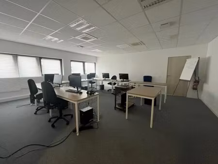 location bureaux 130 m²
