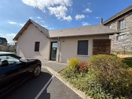vente commerce allassac 19240 27m²