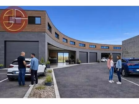 vente local d'activités 117 m²