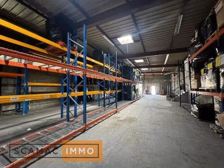 vente entrepôt 1 597 m²
