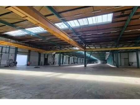 location entrepôt lieusaint 77127 11592m²