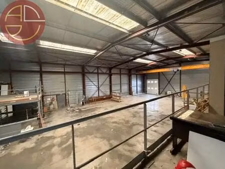 location entrepôt 1 250 m²
