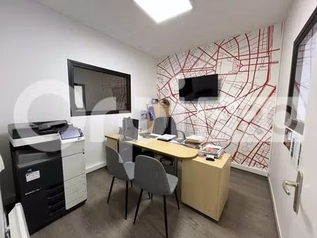 vente local d'activités 200 m²