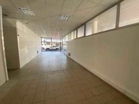 vente commerce 158 m² brest (29200)