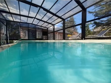 vente local d'activités 101 m²