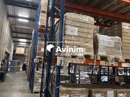 vente entrepôt 7 834 m²