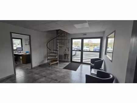 vente entrepôt mazé 49630 532m²