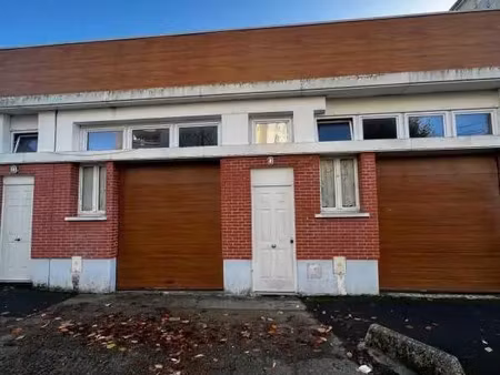 vente local d'activités 79 m² à 740 m²