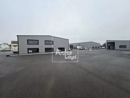 vente local d'activités 1 331 m²