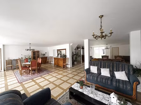 vente maison 10 pièces 252 m² à crécy-en-ponthieu (80150)  344 850 €