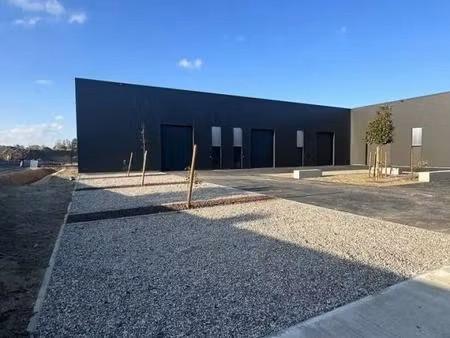 vente entrepôt 175 m²