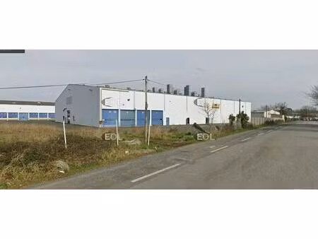 vente entrepôt 4 302 m²