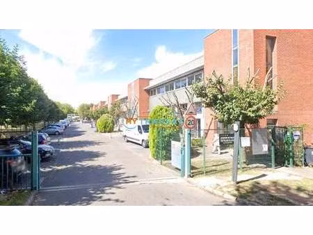 vente entrepôt 412 m²