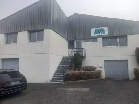 vente local d'activités 783 m²