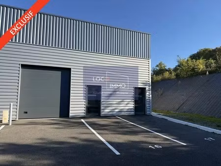 vente entrepôt 129 m²