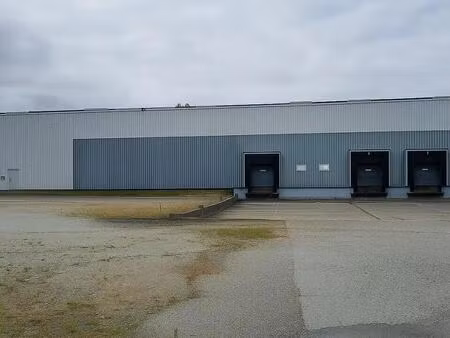 vente entrepôt janze 35150 9546m²