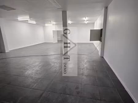 vente entrepôt limeil brevannes 94450 215m²