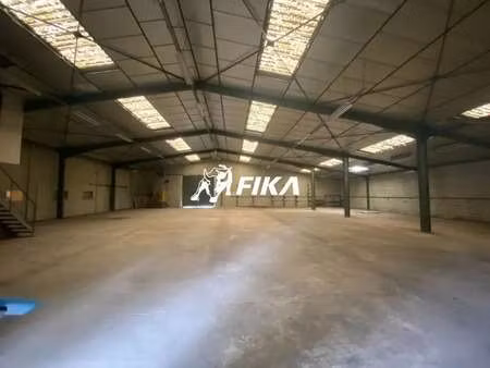 vente local d'activités 730 m²
