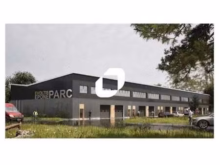 vente local d'activités 1 900 m²